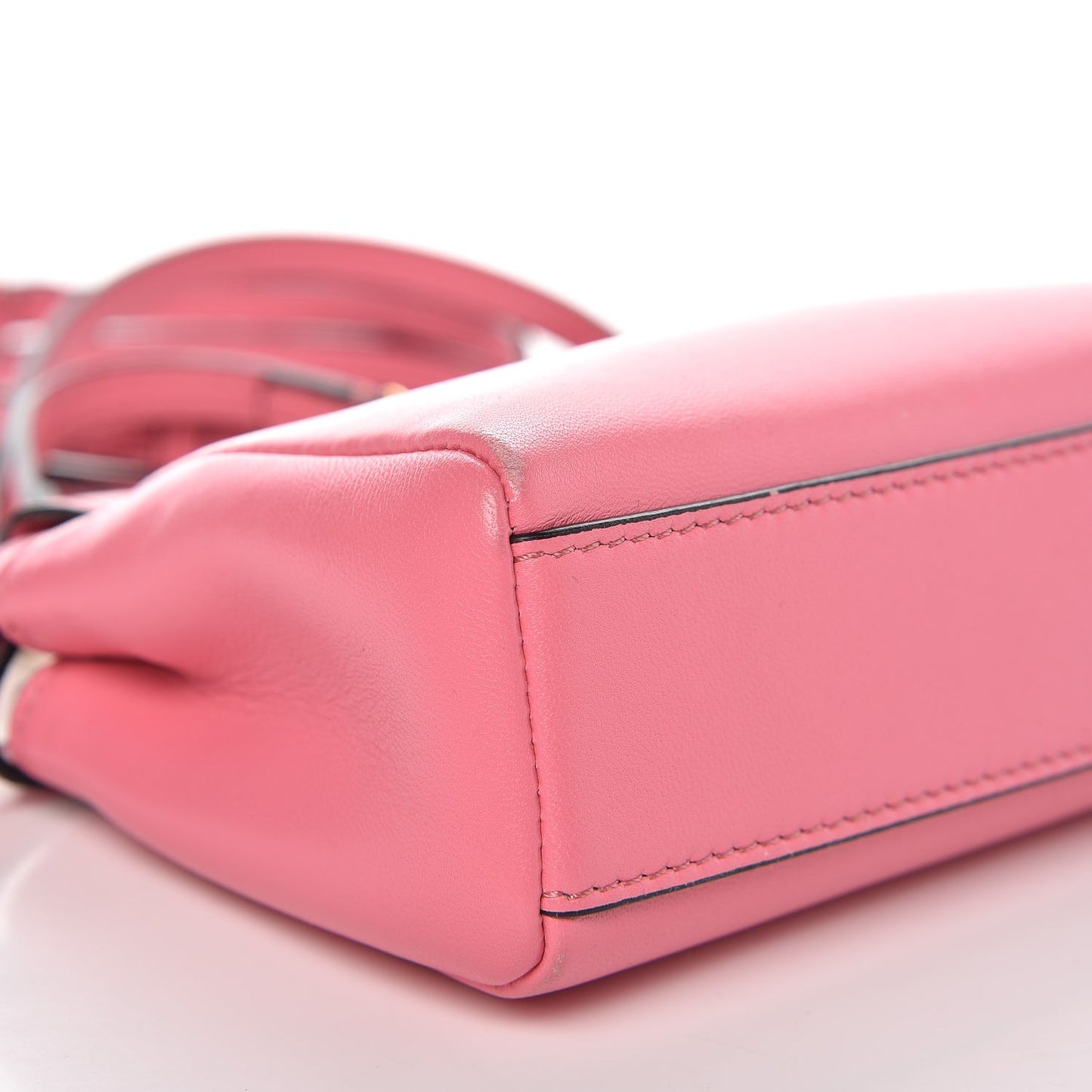 Shiny Nappa Micro Peekaboo Iconic Satchel Rosa Fluo