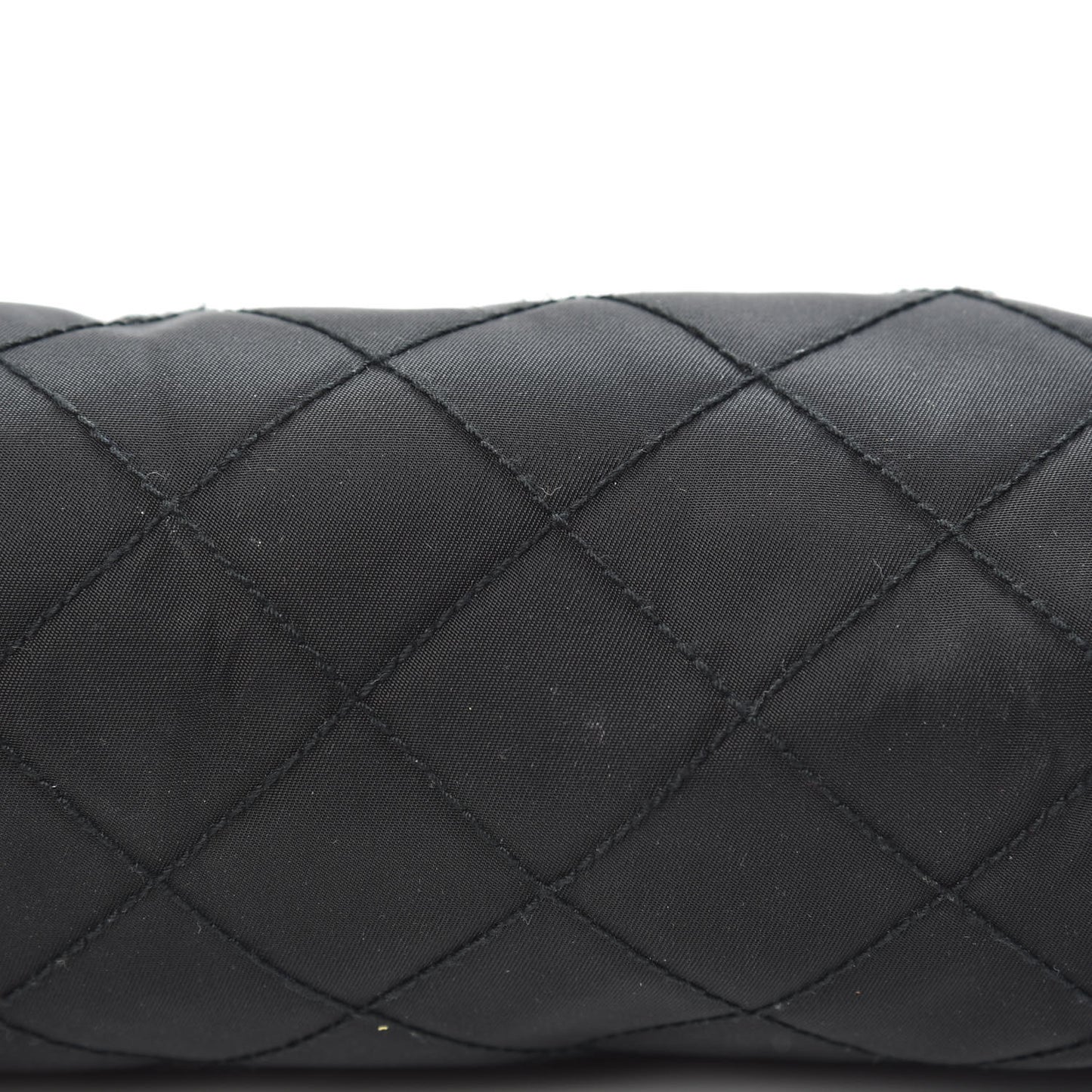 Tessuto Nylon Impunturato Quilted Chain Pochette Black