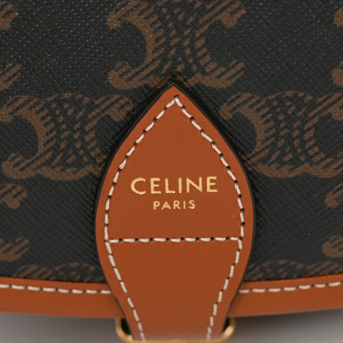 Triomphe Canvas Medium Folco Bag Tan