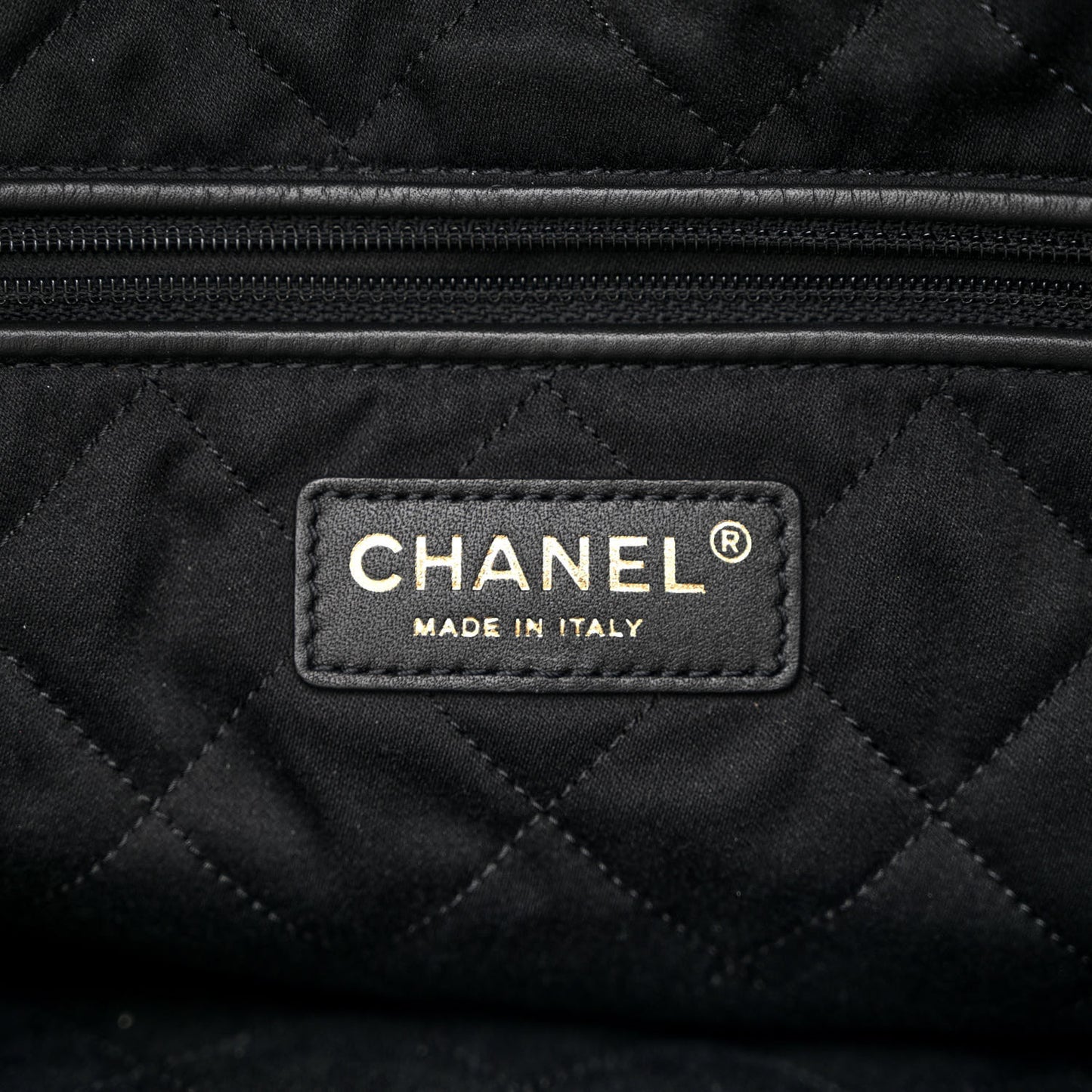 Shiny Calfskin Quilted Small Chanel 22 Black
