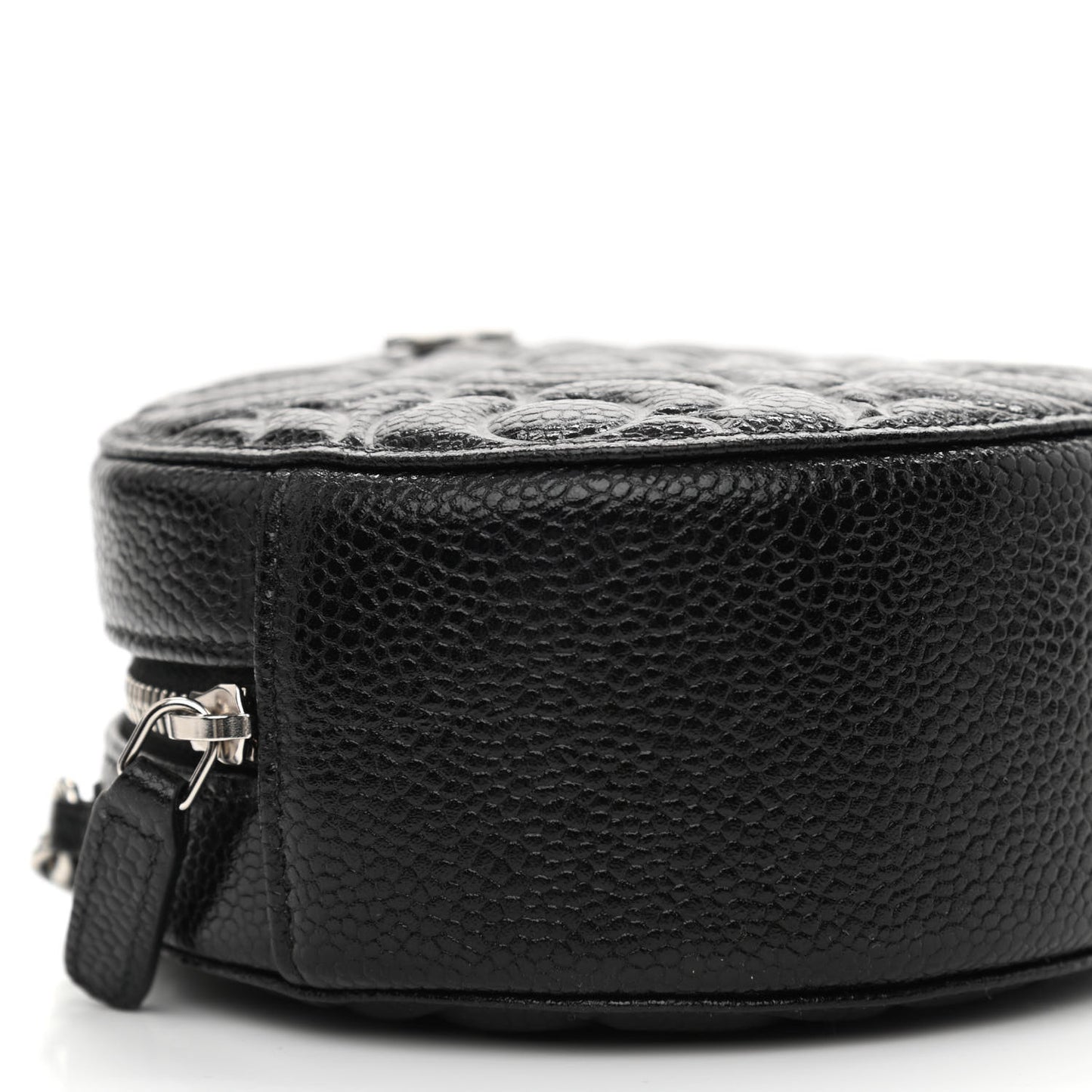 Caviar Camellia Embossed Round Clutch With Chain Black