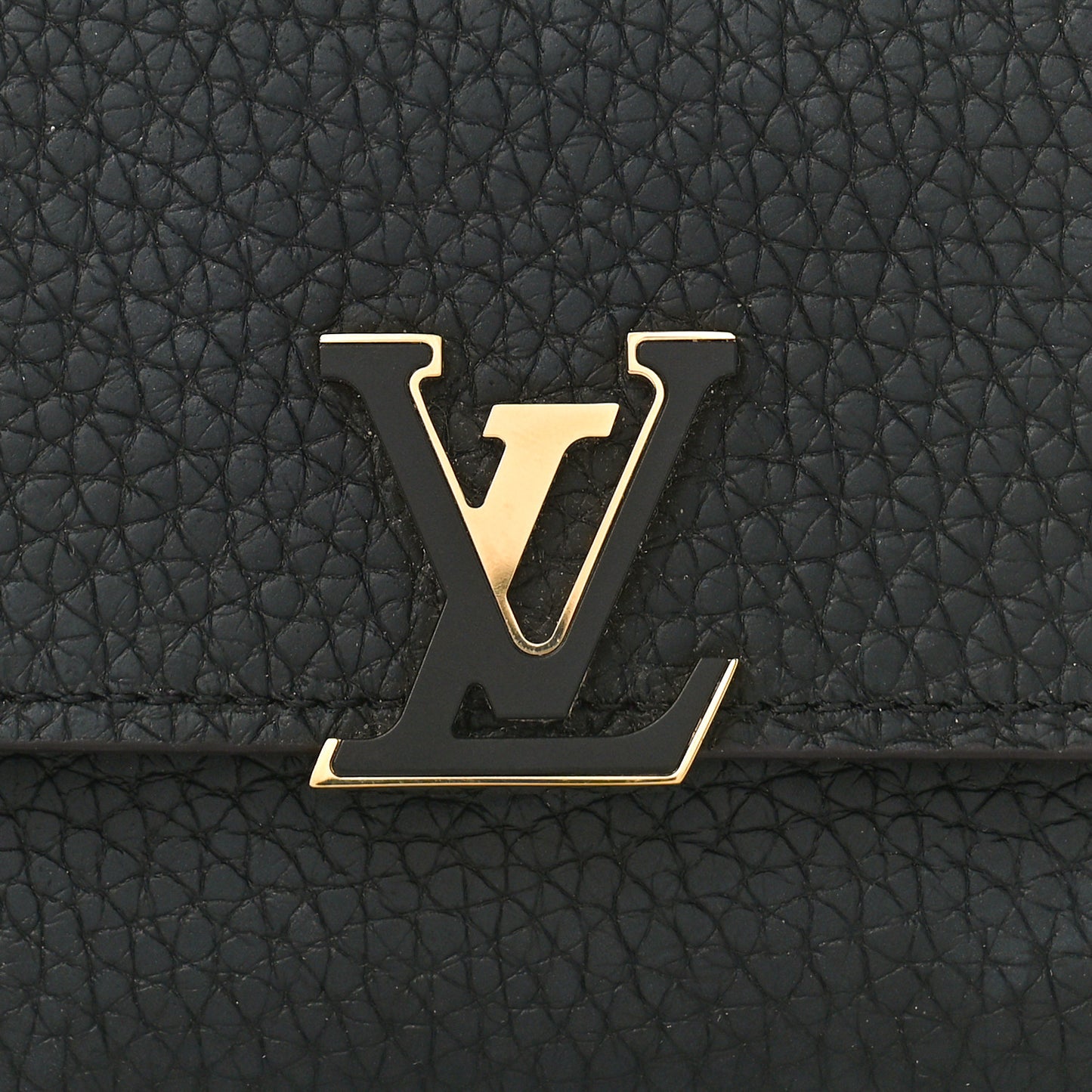 LOUIS VUITTON Taurillon Capucines Compact Wallet Black