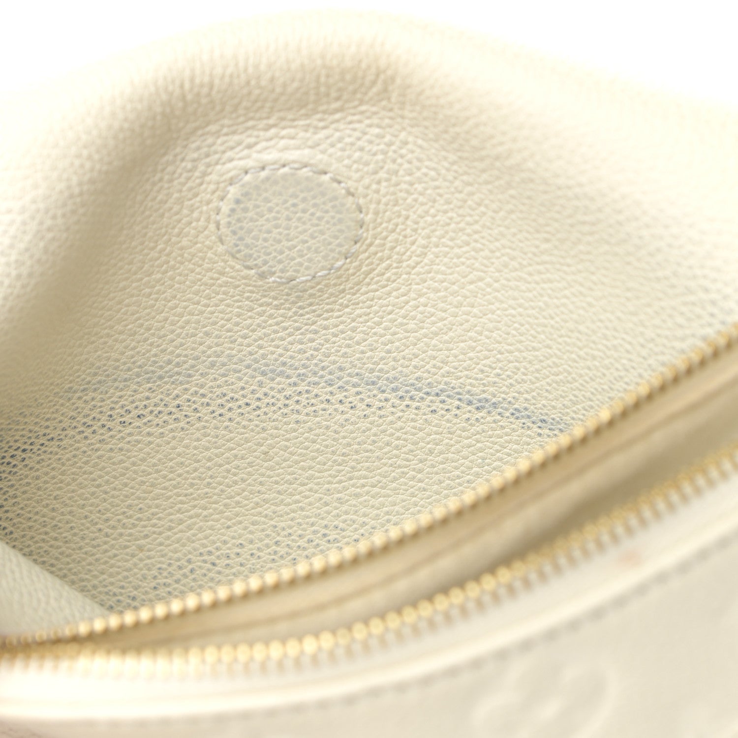 Louis Vuitton Empreinte Twice Creme 16 of 18