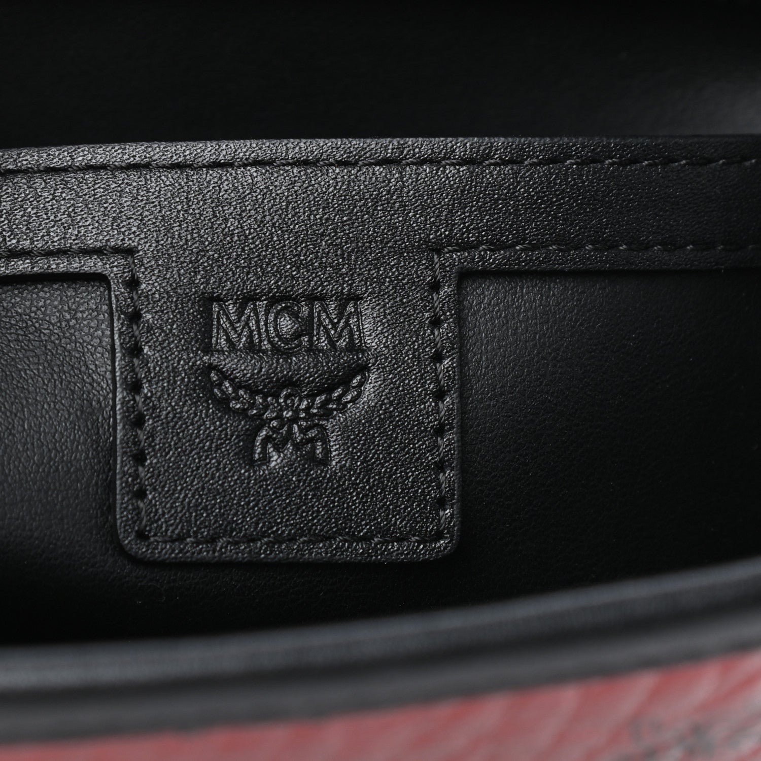 MCM Metallic Visetos Messenger Scooter Red 6 of 8