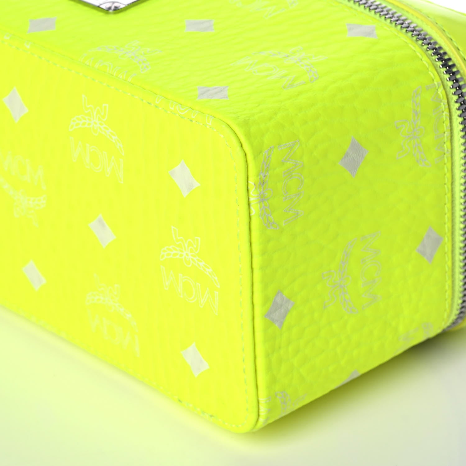 MCM Visetos Vanity Case Neon Yellow 9 of 11