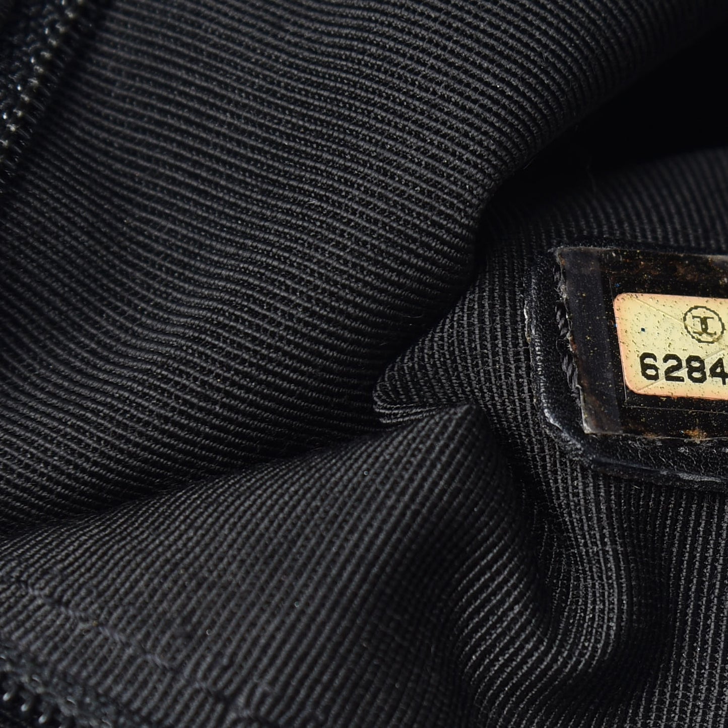 Calfskin Tall Cerf Tote Black