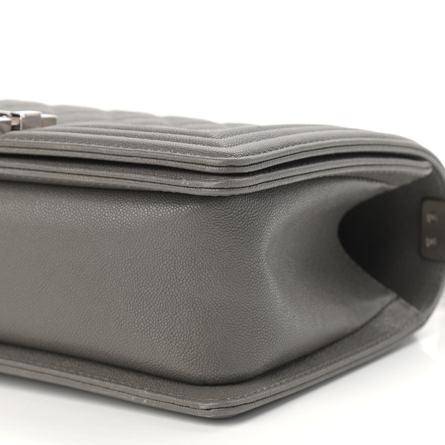 Caviar Quilted Medium Boy Flap Grey