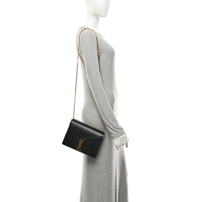 Saint Laurent Grain De Poudre Monogram Cassandra Clasp Bag Black 2 of 11