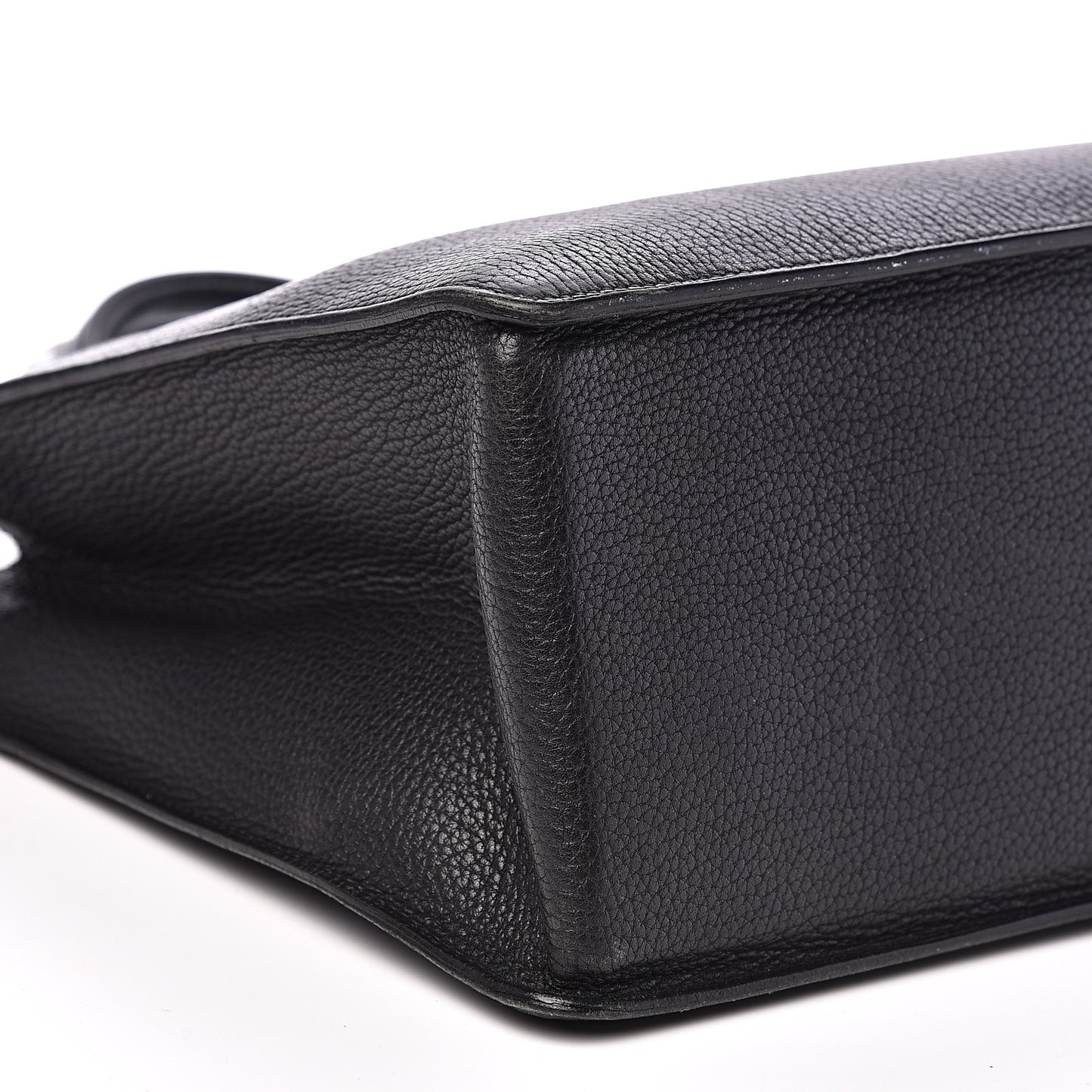 Ardennes White Bus 40 Black