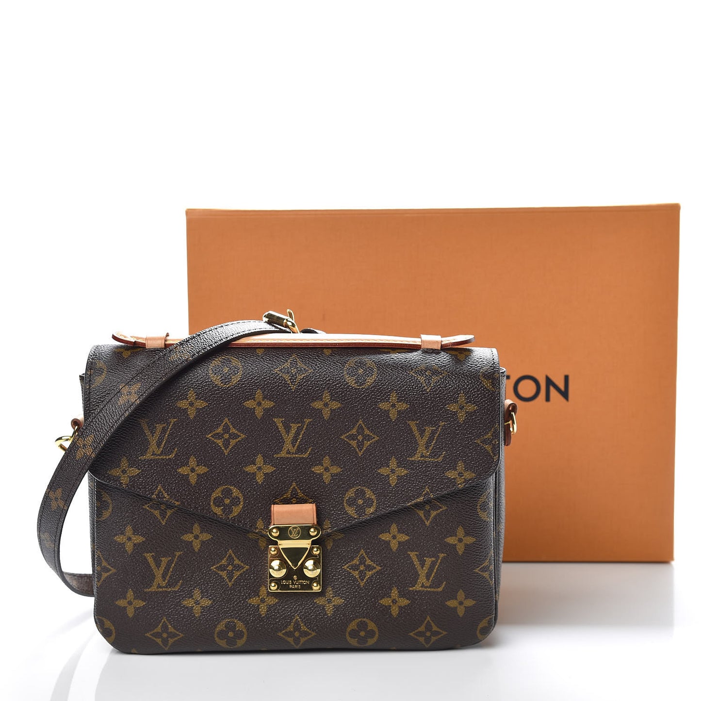 Monogram Pochette Metis