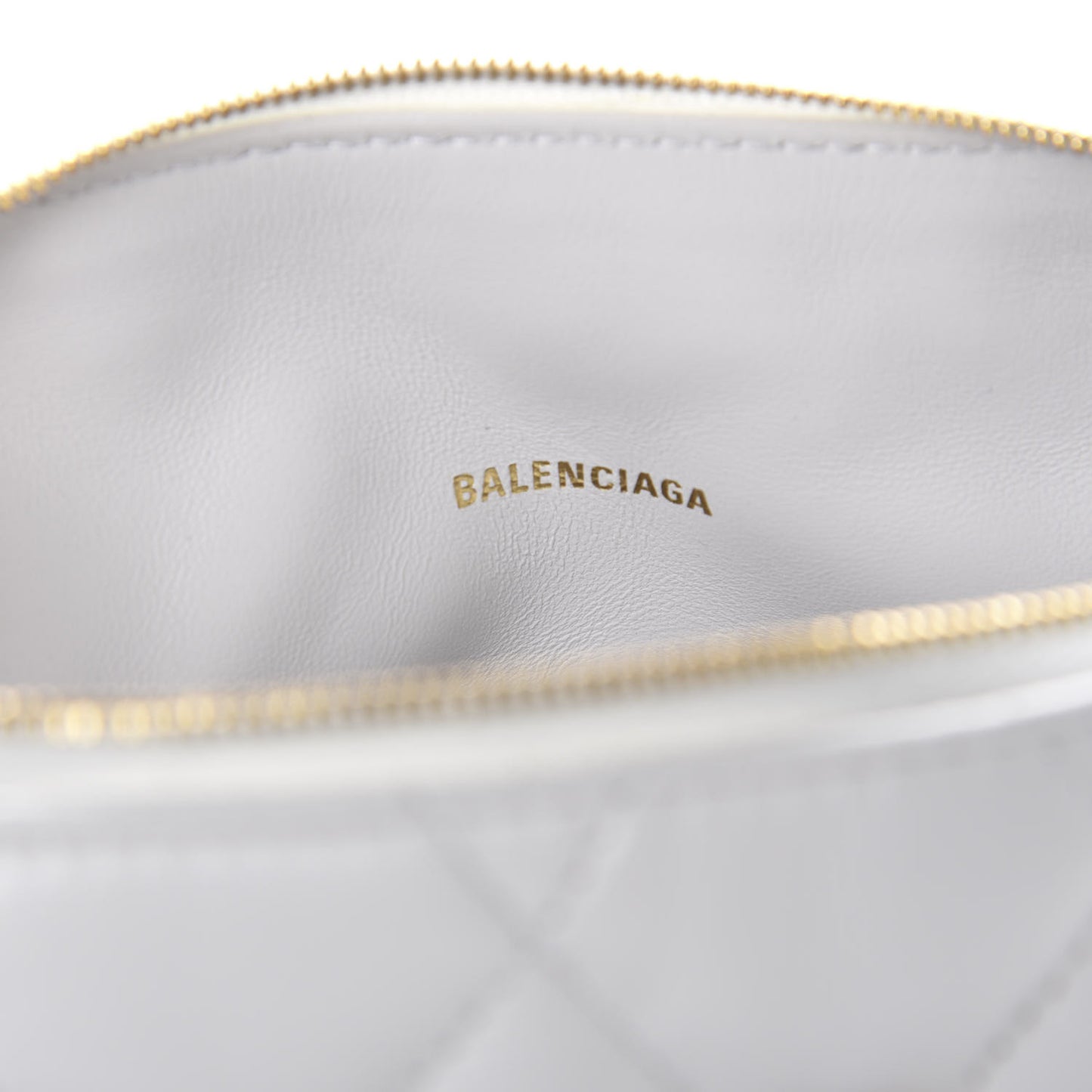 Nappa Calfskin Quilted Touch B Camera Shoulder Bag White