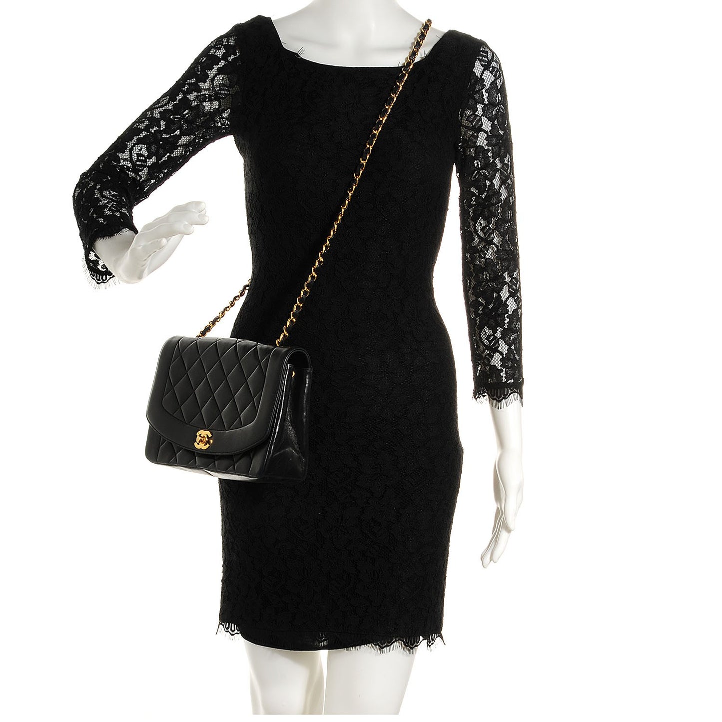 Lambskin Medium Single Flap Black