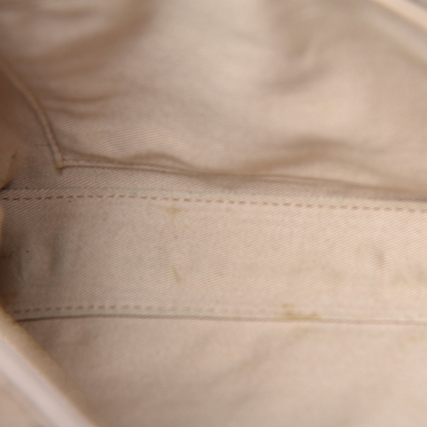 Visetos Medium Essential Shoulder Bag Beige