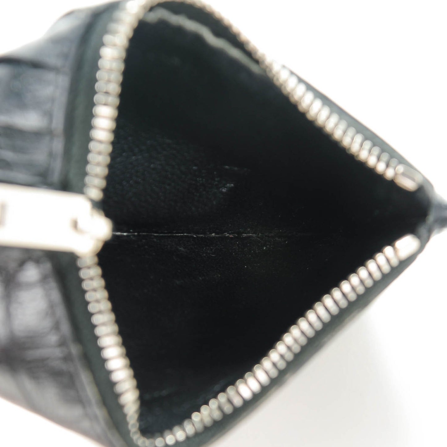 Calfskin Crocodile Embossed 5 Fragments Zip Card Case Black