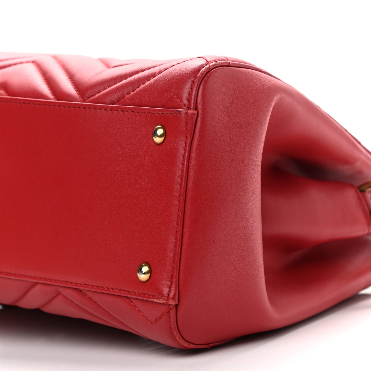 Calfskin Matelasse Small GG Marmont Tote Hibiscus Red