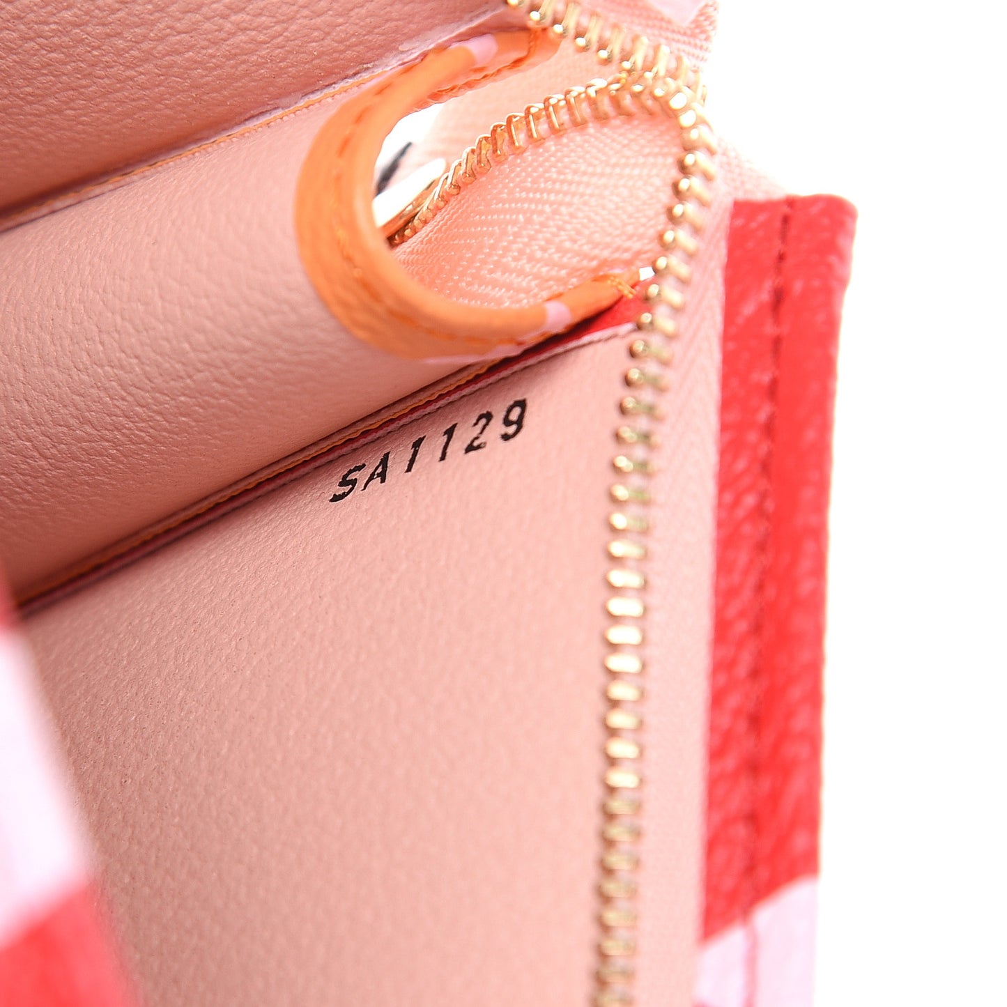 Monogram Giant Toiletry Pouch 26 Rouge