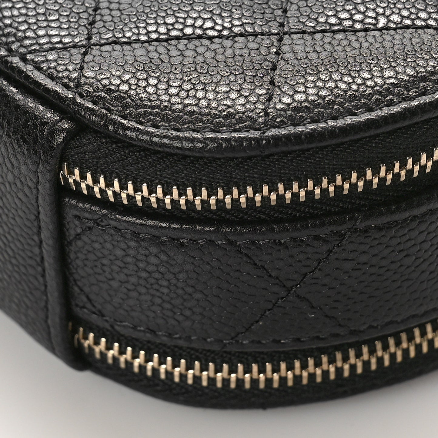 Caviar Quilted Round Handle With Care Vanity With Chain Black