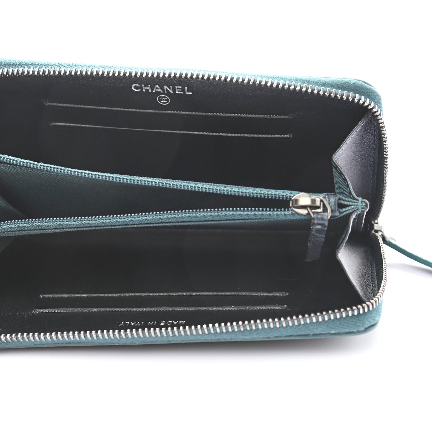 Iridescent Caviar Quilted Medium Filigree Zip Around Wallet Dark Turquoise