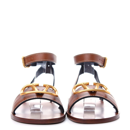 Valentino Garavani Grainy Cowhide Vlogo Ankle Strap Flat Sandals 40 Cuoio 2 of 12