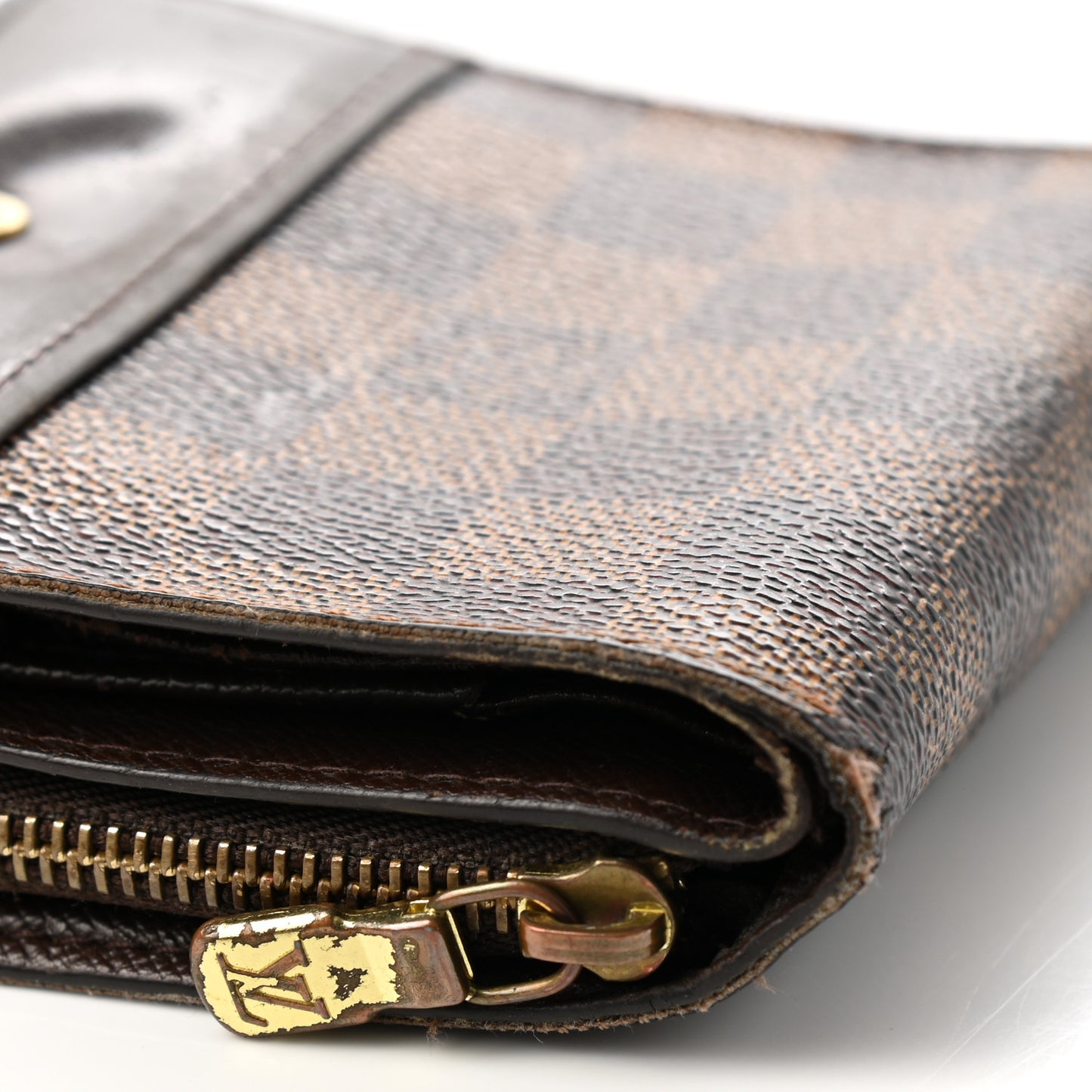 Damier Ebene Zippe Zipped Compact Wallet