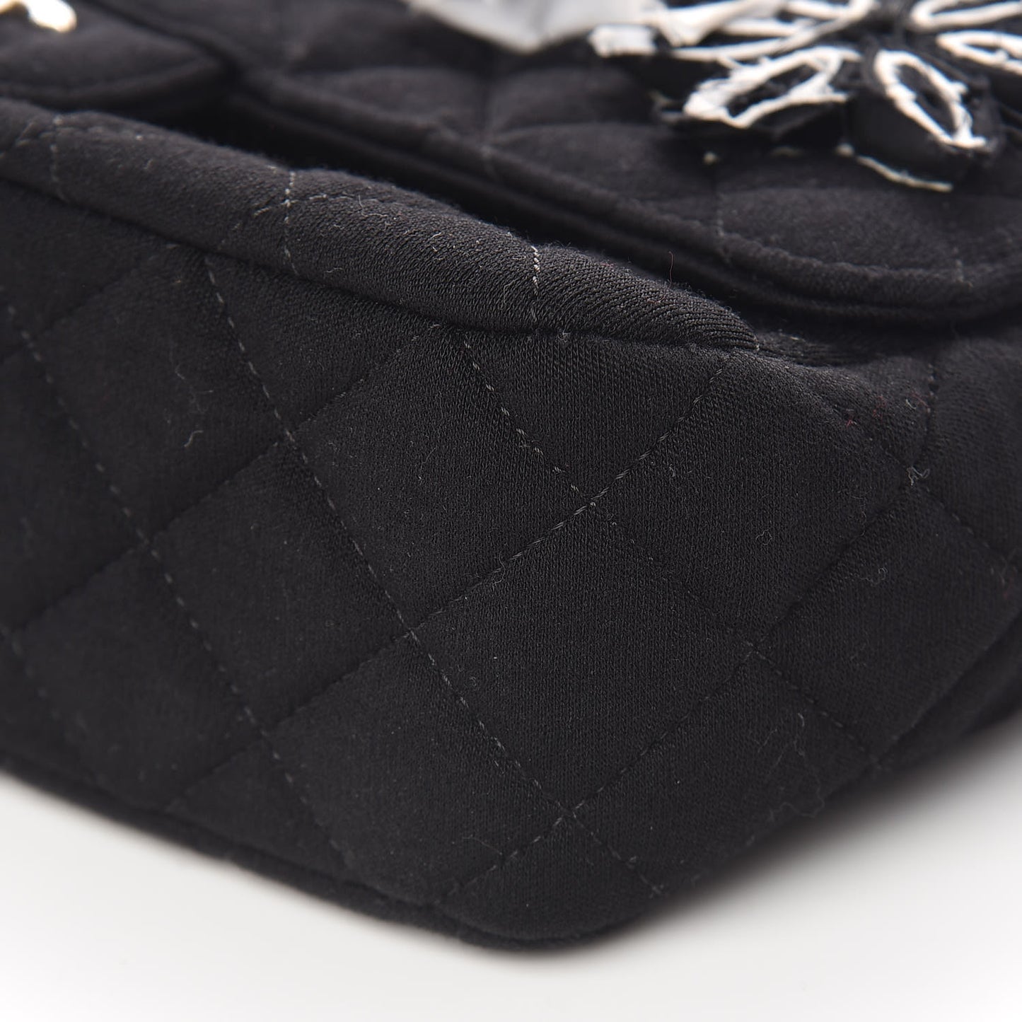 Jersey Quilted Embroidered Floral Medium Single Flap Black