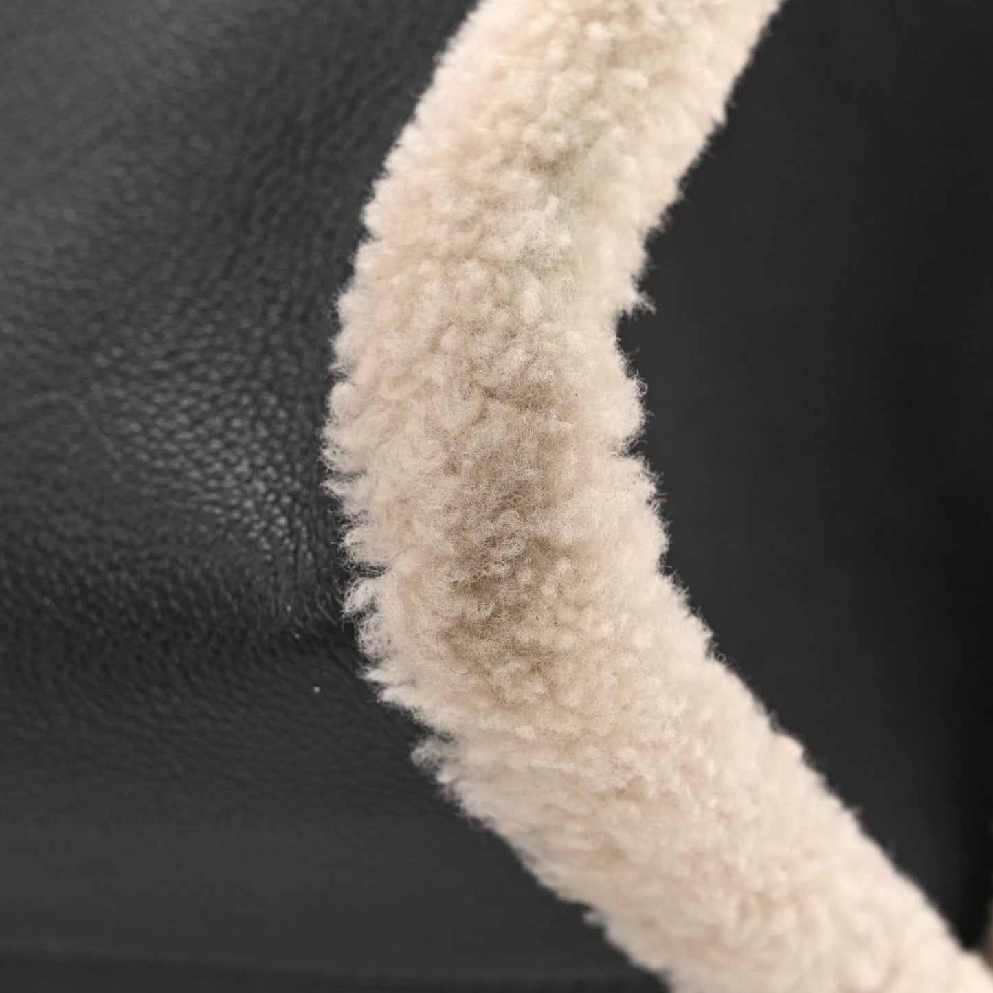 Calfskin Monogram Teddy Onthego GM Black