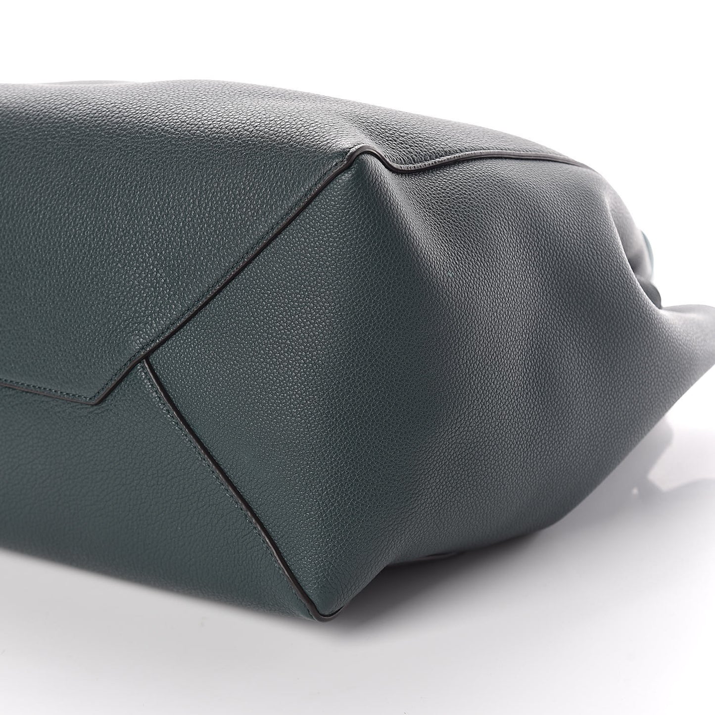 Soft Grained Calfskin Small Belt Cabas Phantom Amazone