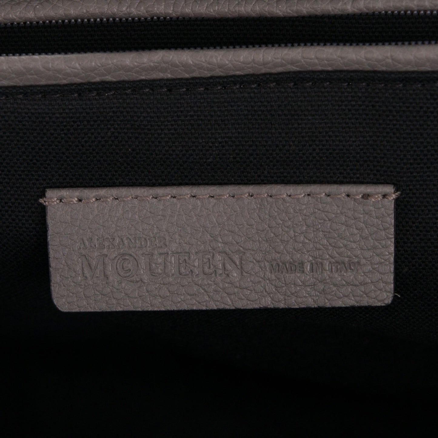 Pebbled Calfskin Large Skull Padlock Zip Around Tote Dark Grey