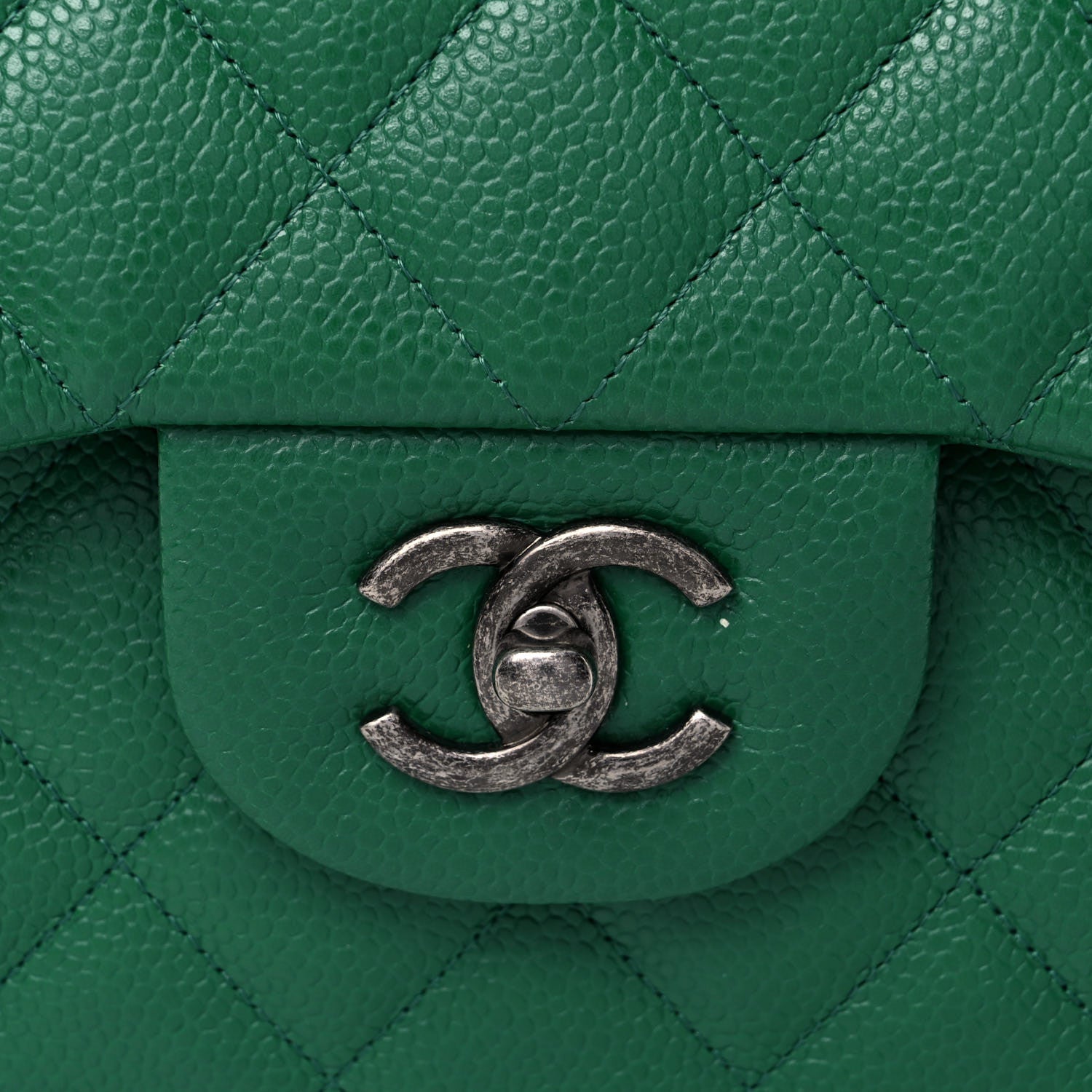 Chanel Caviar Quilted Jumbo Double Flap Green 10 of 12