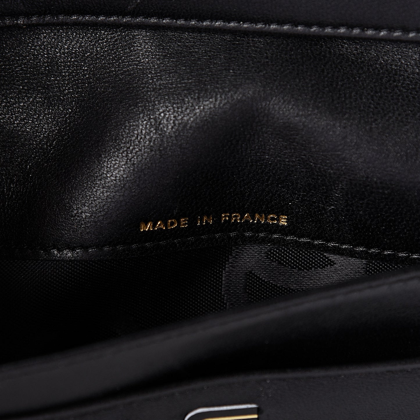 Caviar Timeless CC Yen Wallet Black