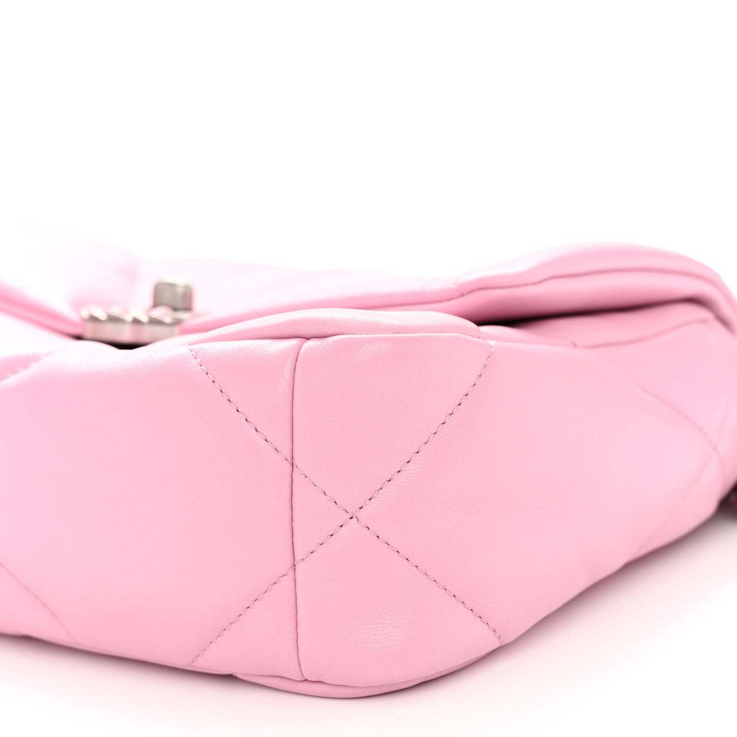 Lambskin Quilted Medium Chanel 19 Flap Pink