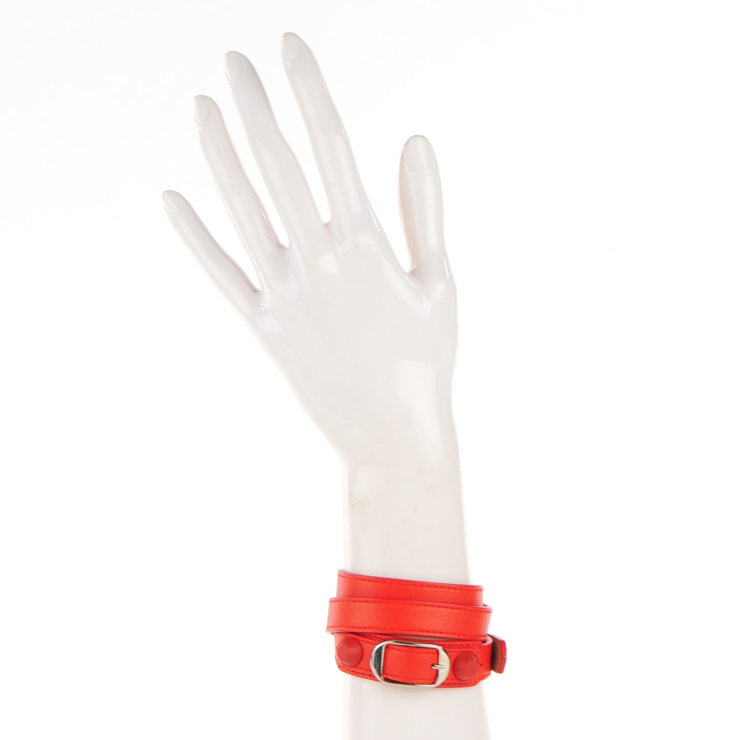 Matte Goatskin Rubber Covered Classic Hardware Triple Tour M Bracelet Rouge Coquelicot