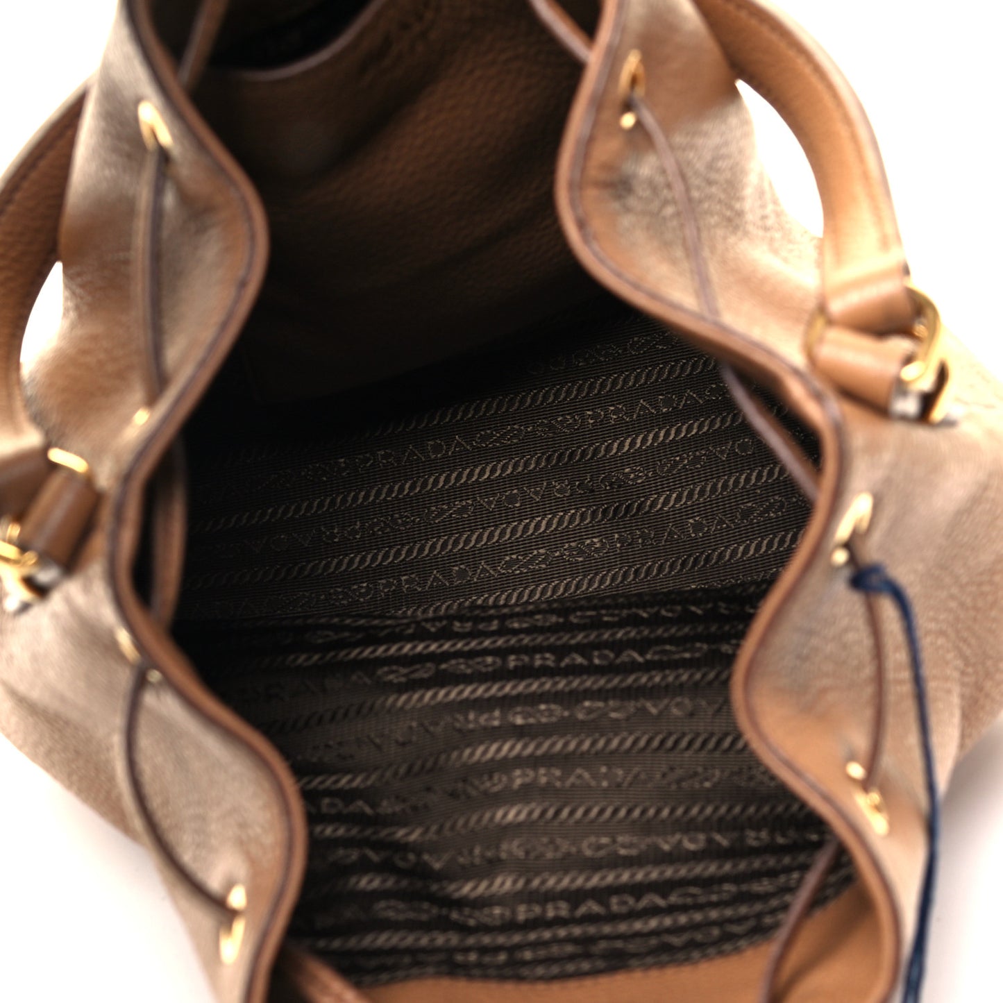 Vitello Daino Bucket Bag Cannella