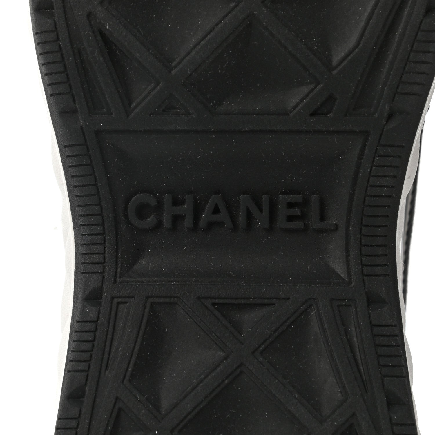Chanel Velvet Calfskin Mixed Fibers CC Sneakers 37 Black 6 of 8