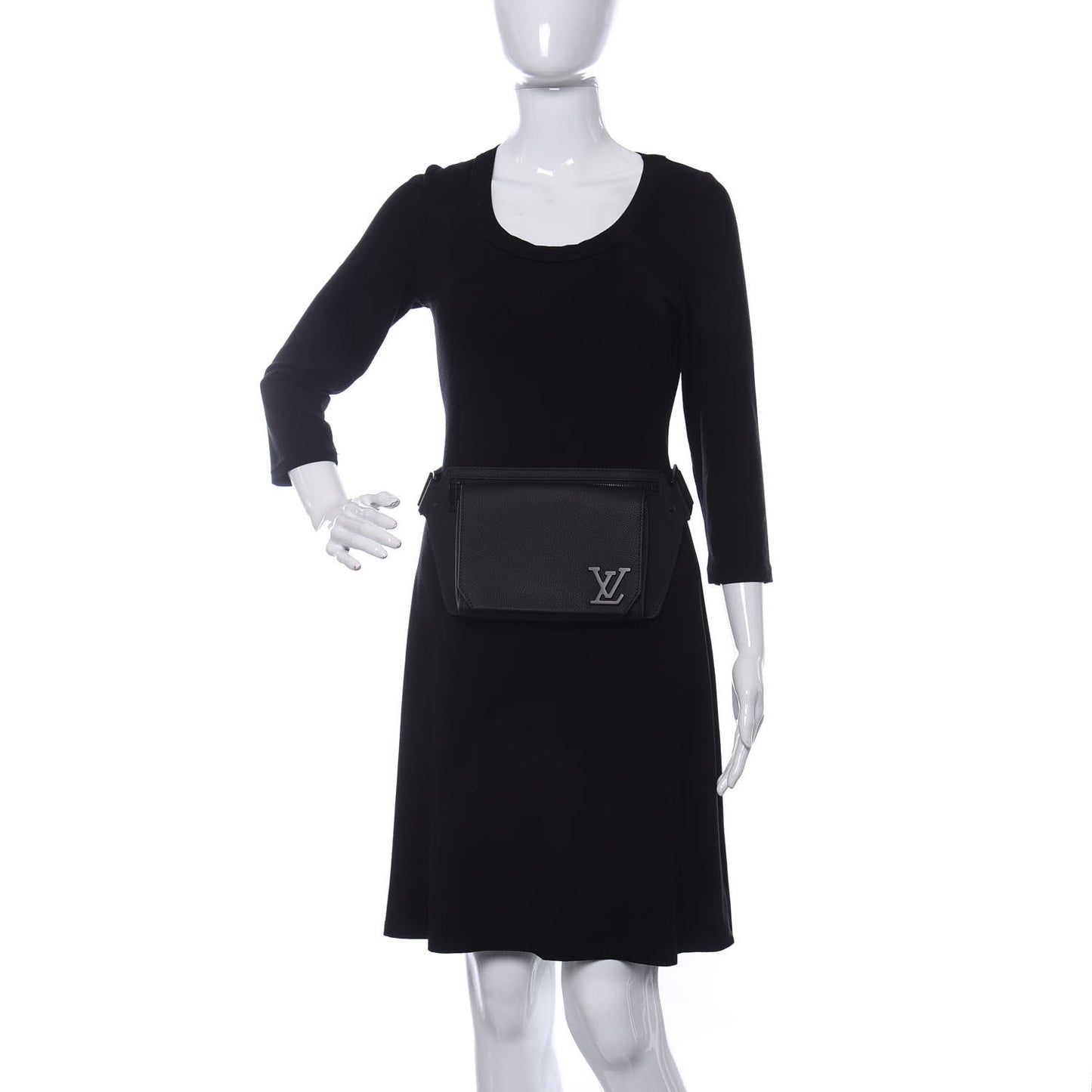 Grained Calfskin Aerogram Slingbag Black