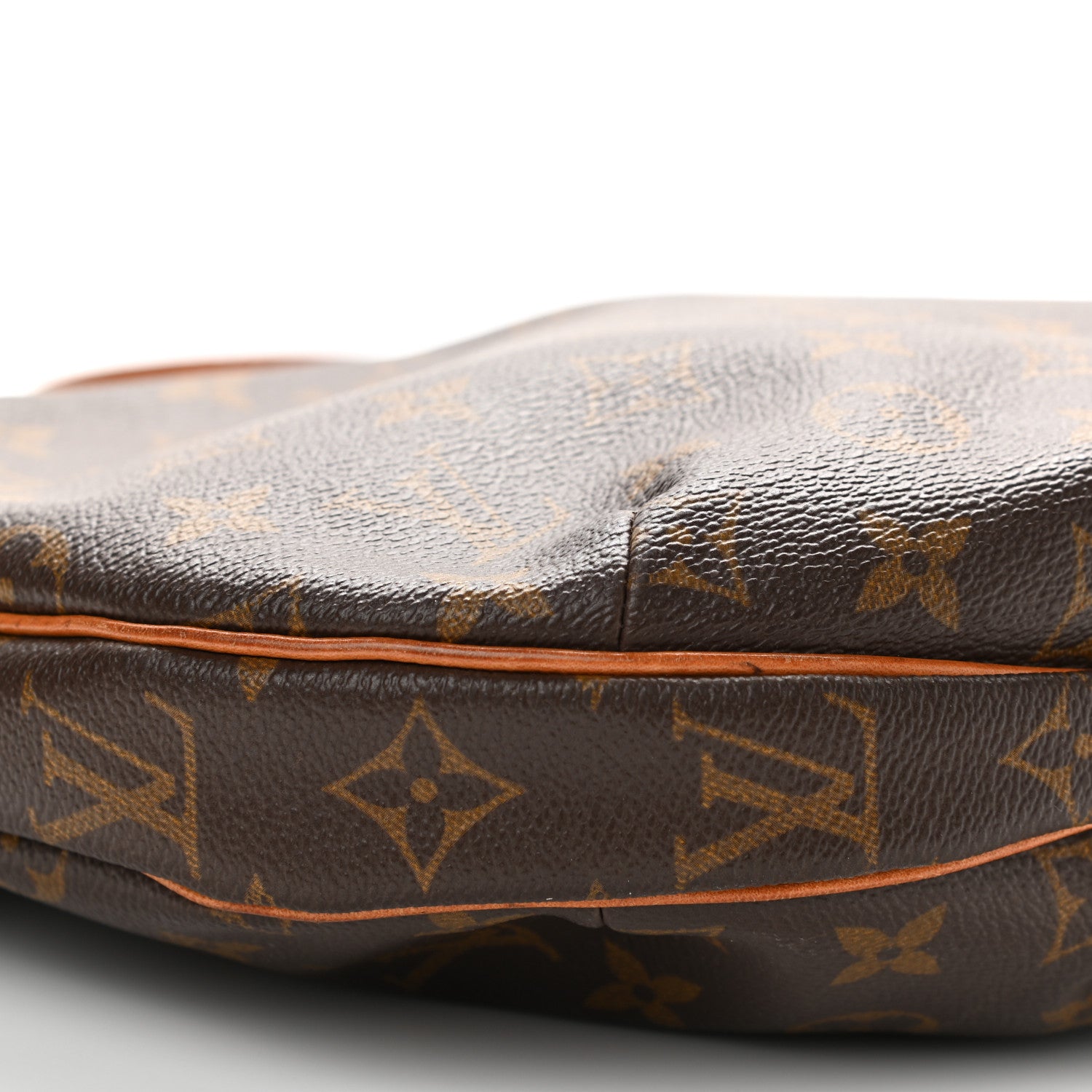 Louis Vuitton Monogram Croissant MM 9 of 16