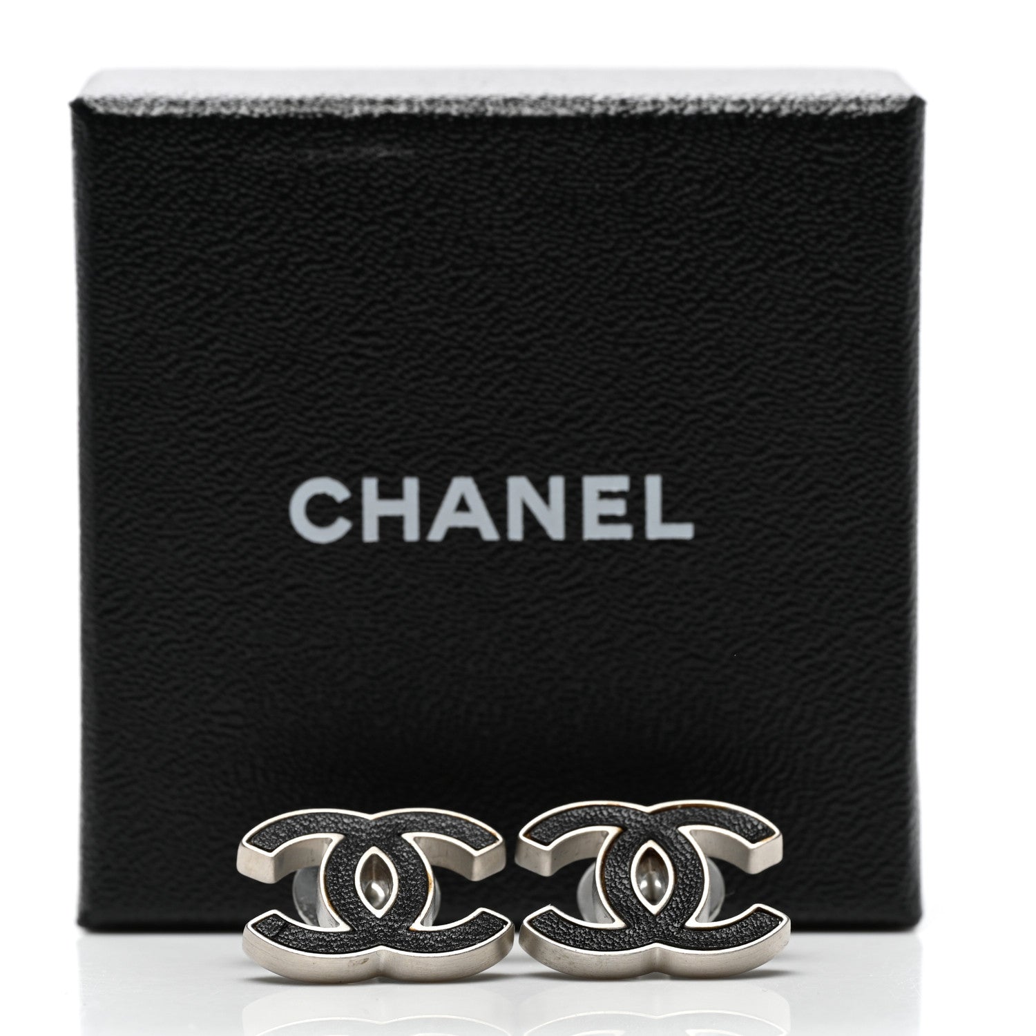 Chanel Lambskin CC Earrings Black Silver 5 of 5
