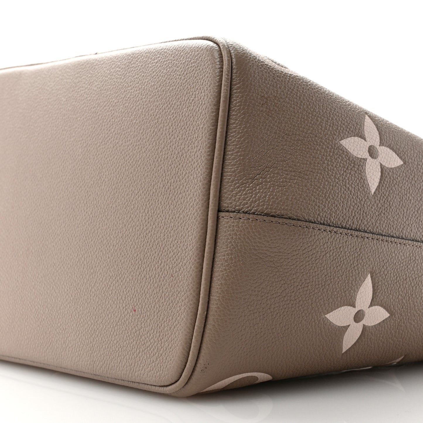Empreinte Monogram Giant Neonoe MM Tourterelle Creme