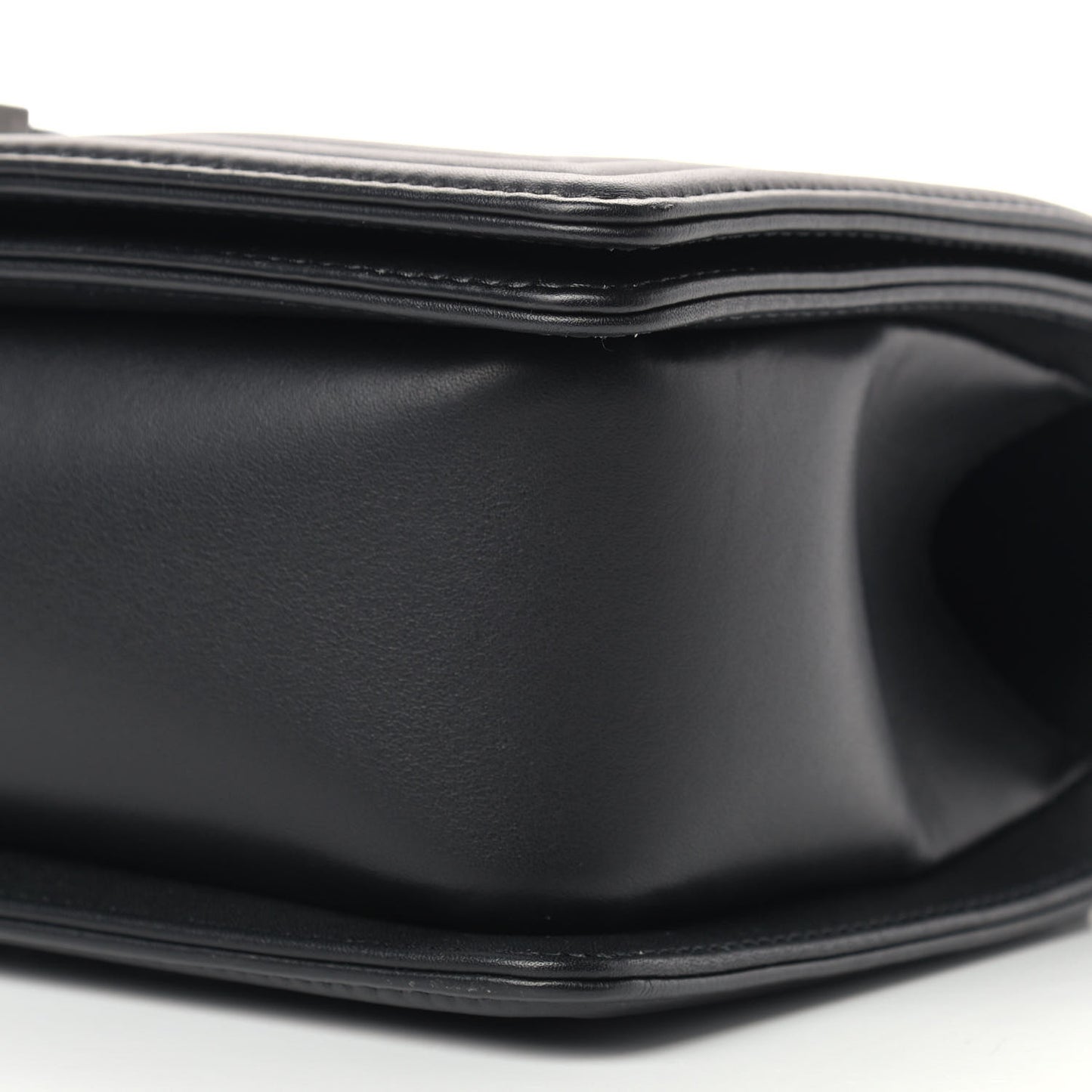 Calfskin Quilted Medium Boy Flap So Black