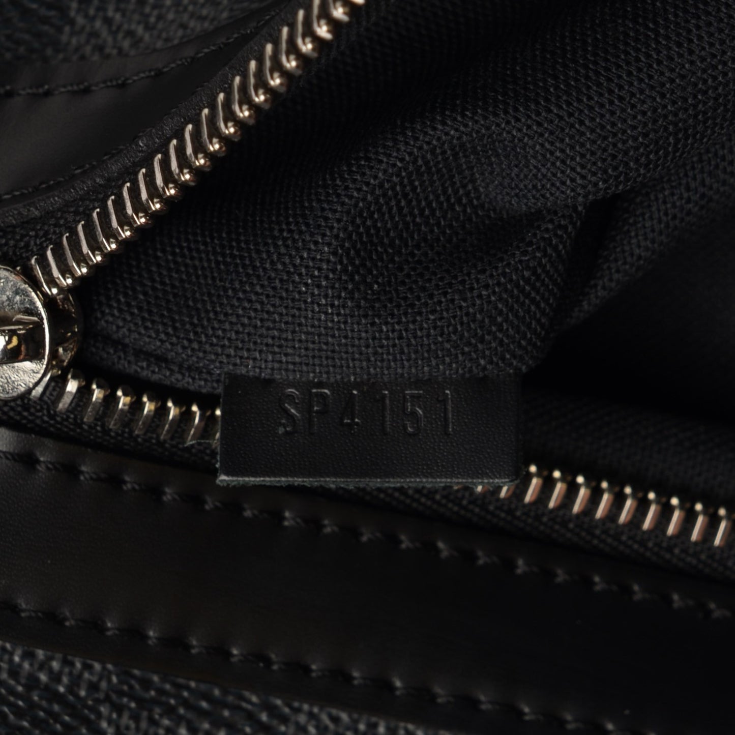 Damier Graphite Daniel GM