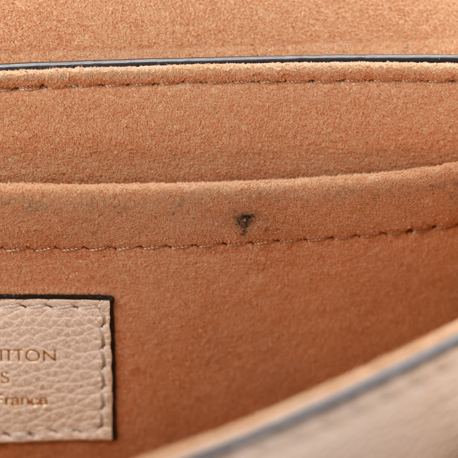 Louis Vuitton Grained Calfskin Lockme Tender Quartz 11 of 13