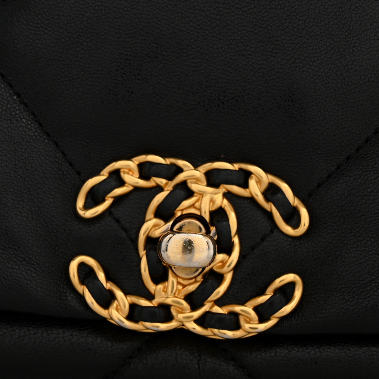 Chanel Goatskin Quilted Maxi Chanel 19 Flap Black 1878532