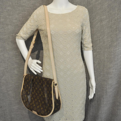 Louis Vuitton Monogram Menilmontant MM 2 of 8