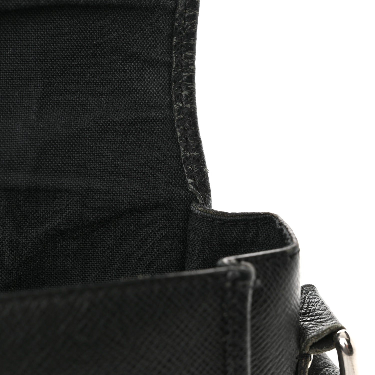 Louis Vuitton Taiga Andrei Ardoise 14 of 31