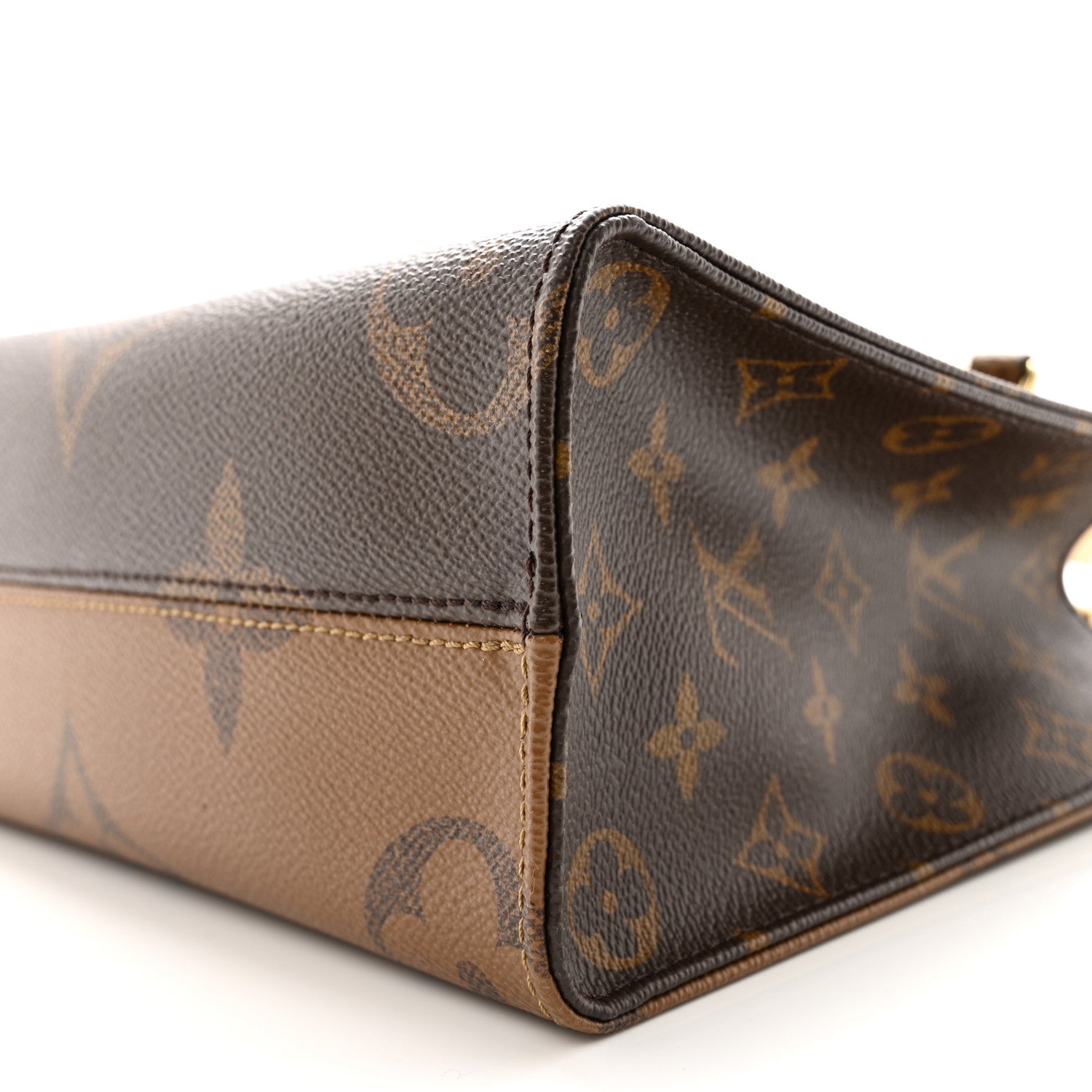 Louis Vuitton Reverse Monogram Giant Onthego PM 9 of 9