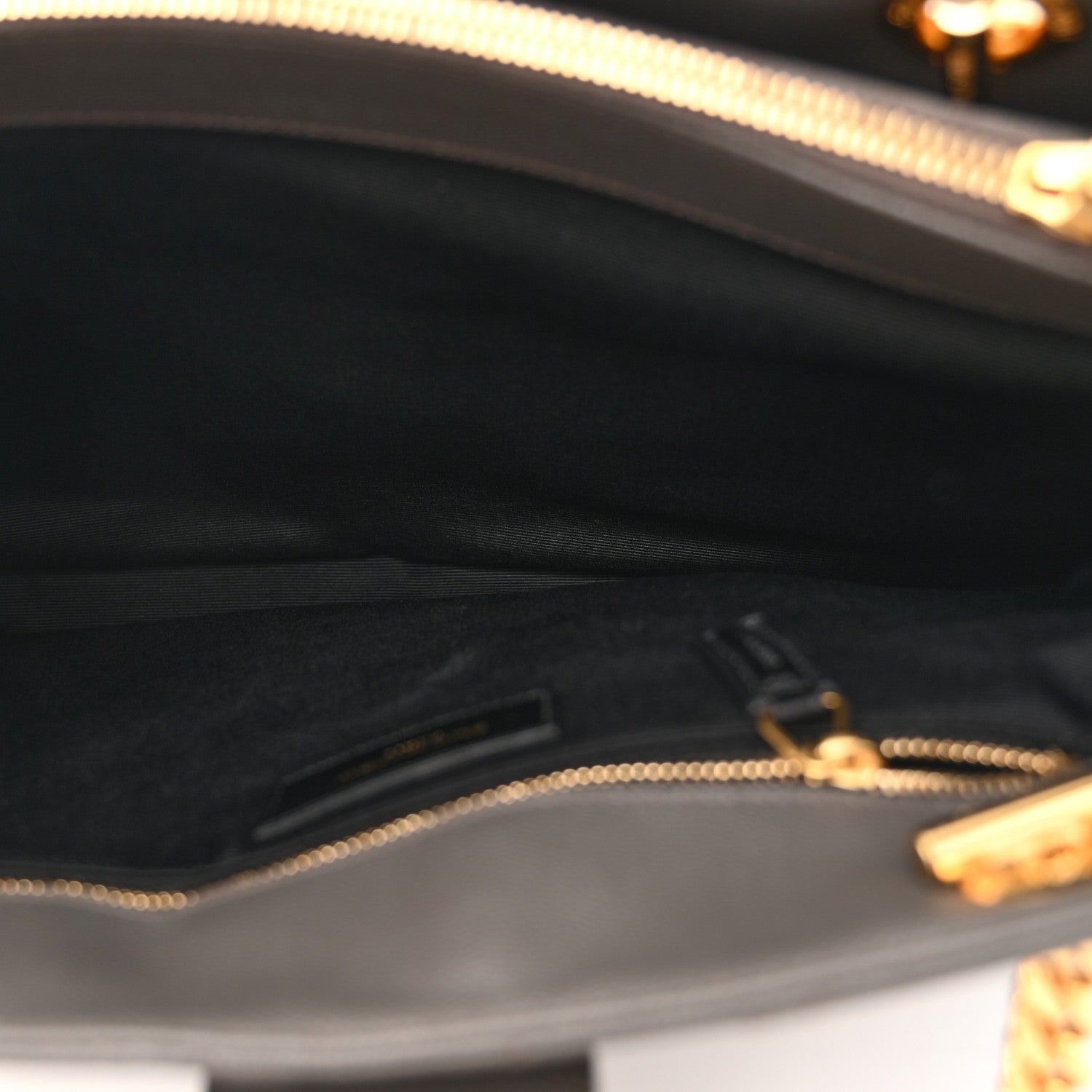 Saint Laurent Grain De Poudre Matelasse Chevron Monogram Shopping Bag Fog 6 of 14