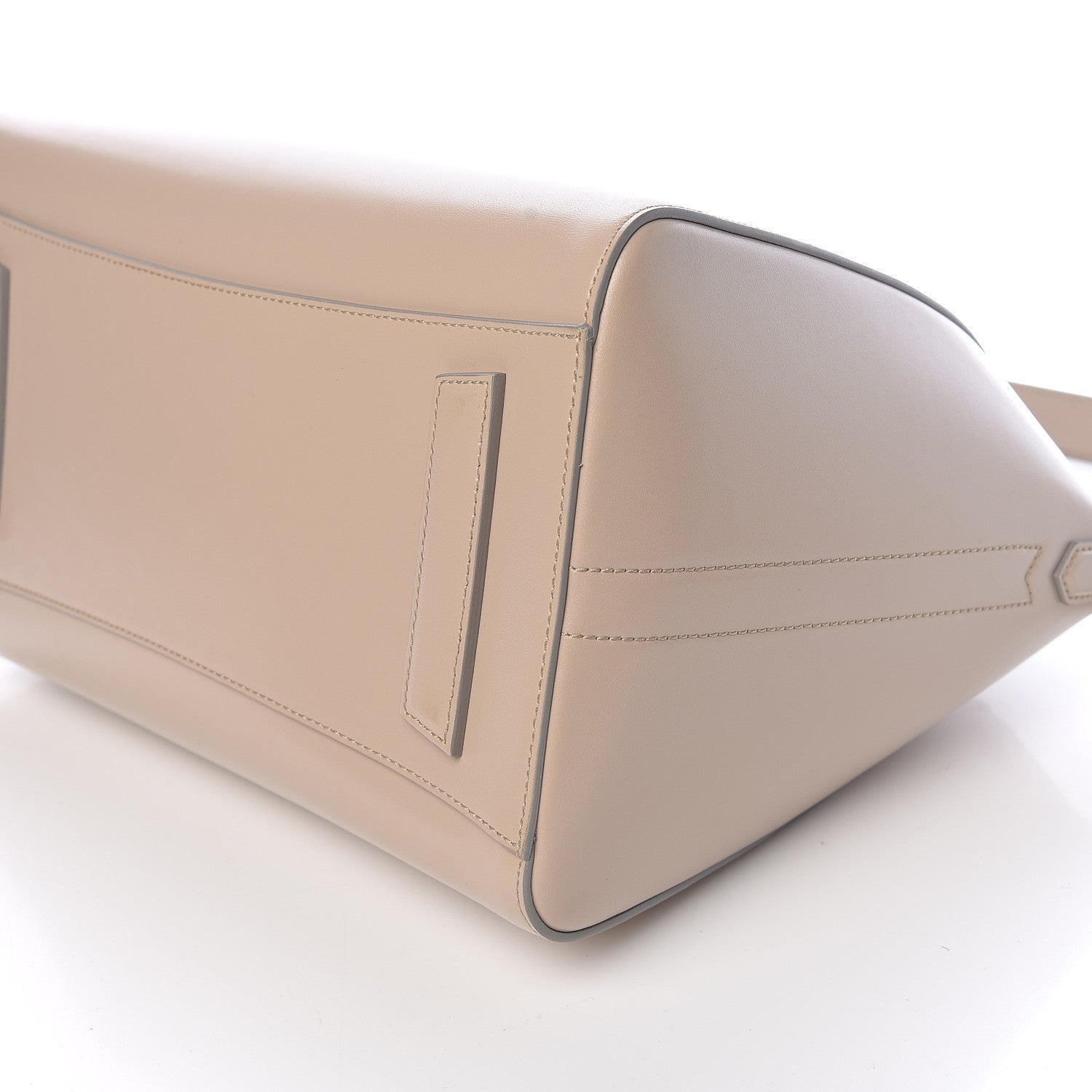 Givenchy Shiny Lord Calfskin Medium Antigona Sand 6 of 10