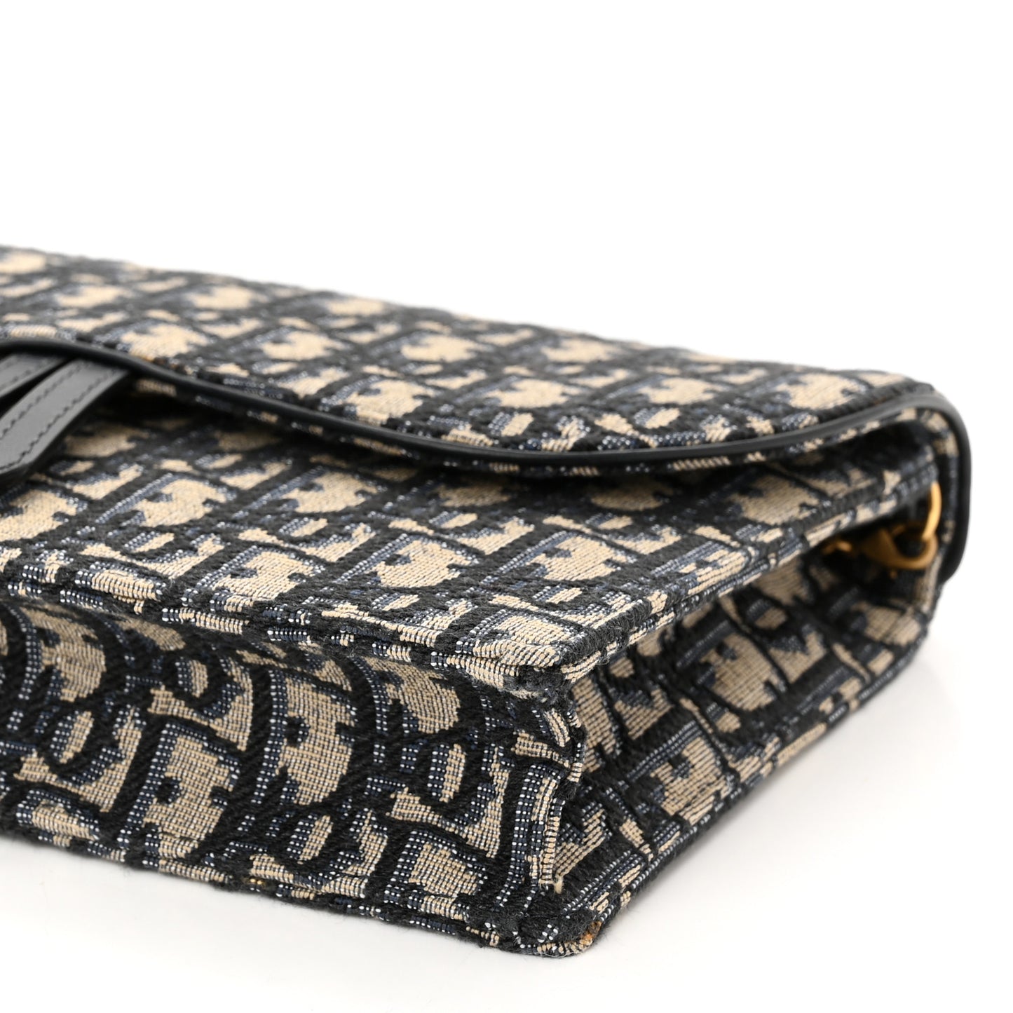 Oblique Saddle Chain Pouch Blue