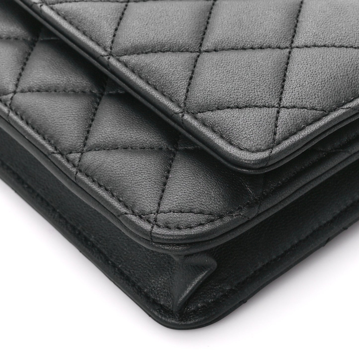Lambskin Quilted Wallet On Chain WOC So Black