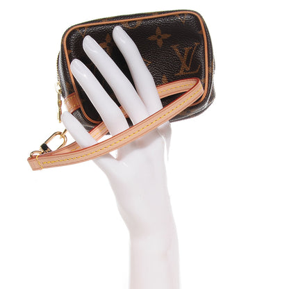 Louis Vuitton Monogram Wapity Case 2 of 7